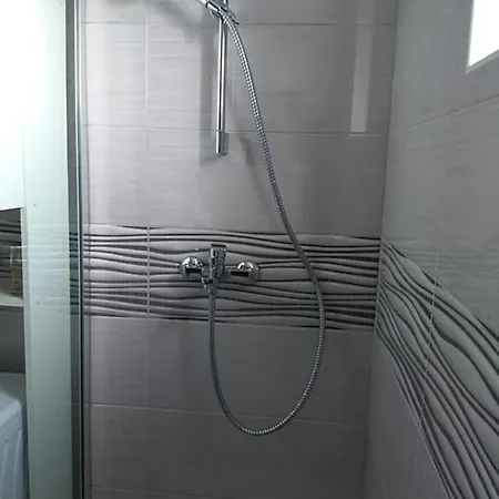 公寓 Apartman Matea 扎达尔